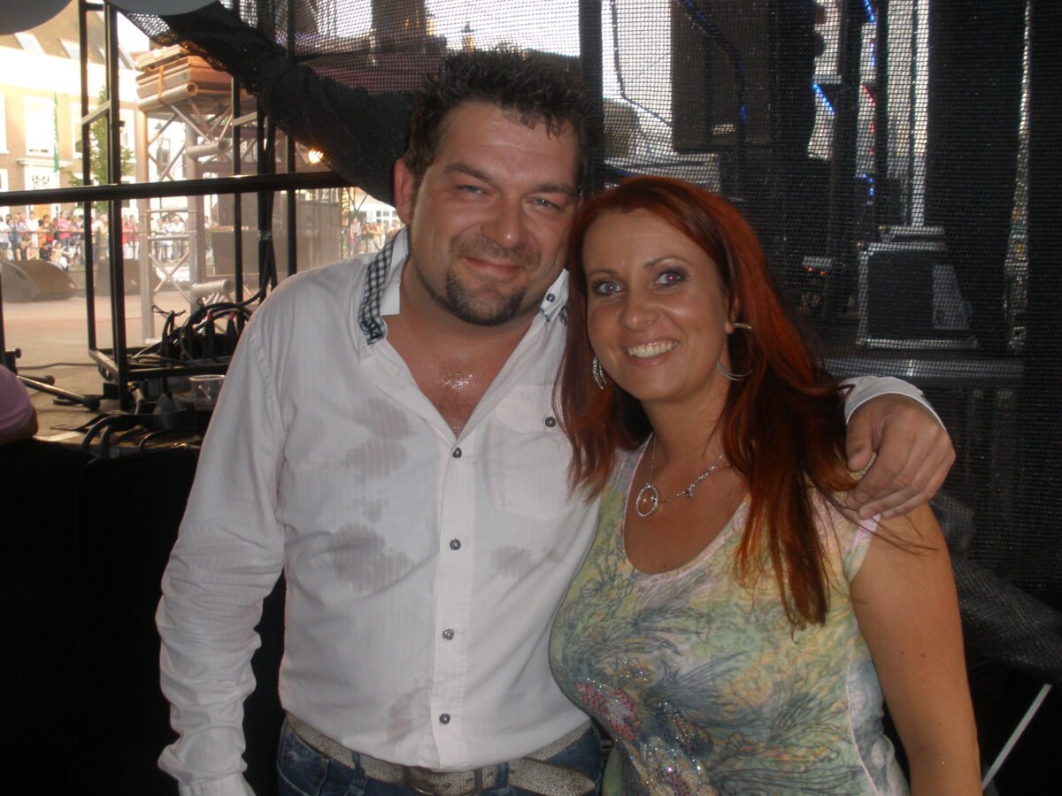 Tina van Beeck met Frank Verkooyen op havenfeest breda